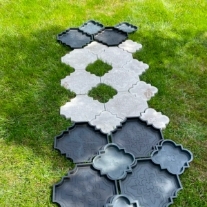 Форми для тротуарної плитки 100 пар Лілія велика і мала h25, Верес-2007